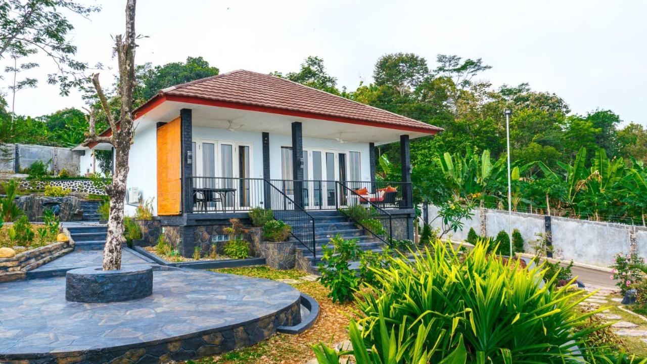 House Of Belasun เปอลาบูฮัน ราตู ภายนอก รูปภาพ